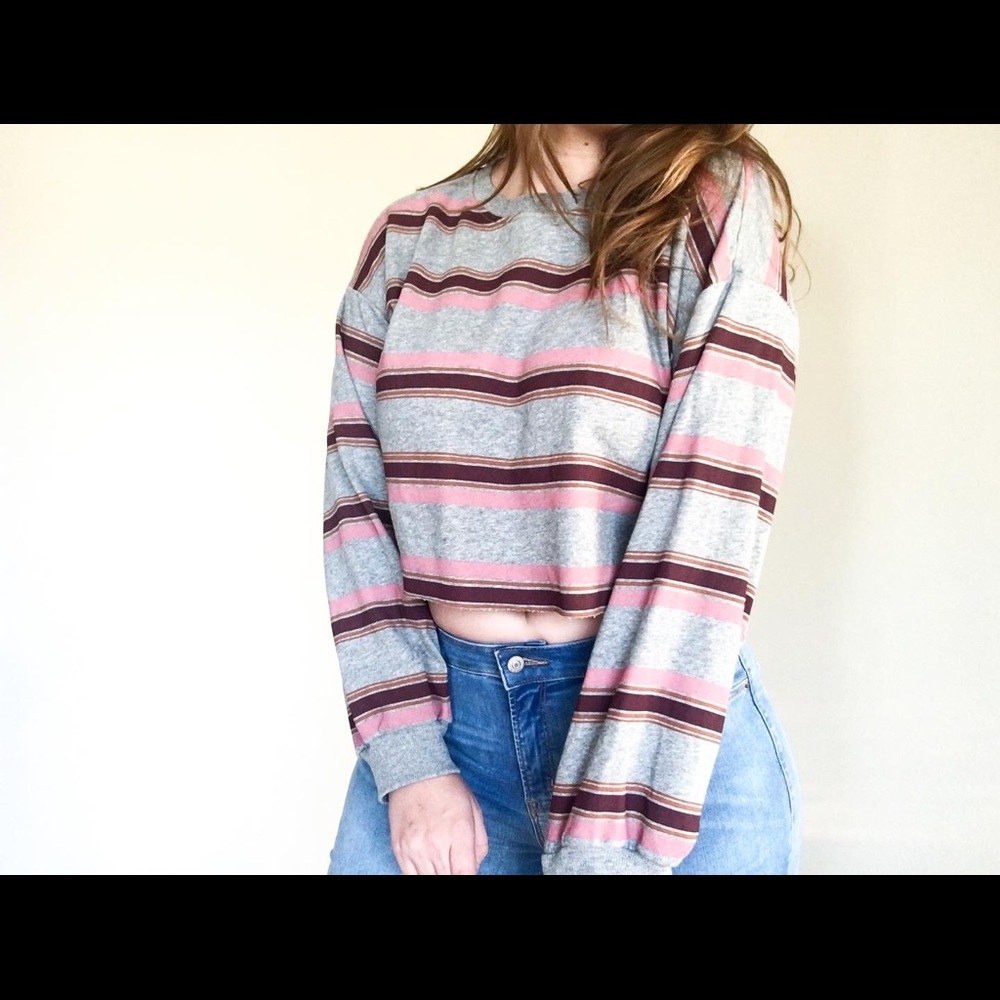 Cropped crew neck